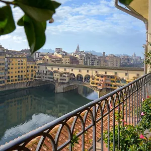 Degli Orafi **** Florença